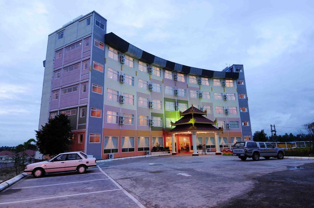City Golf Resort Yangon Exterior photo