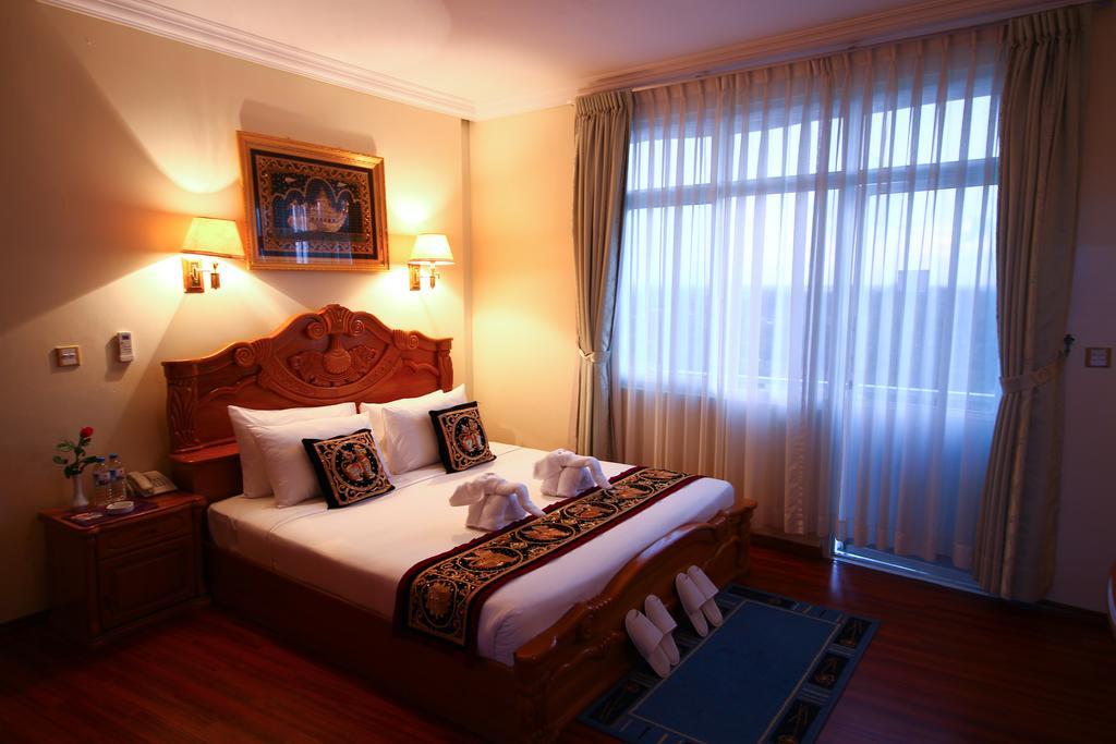 City Golf Resort Yangon Exterior photo