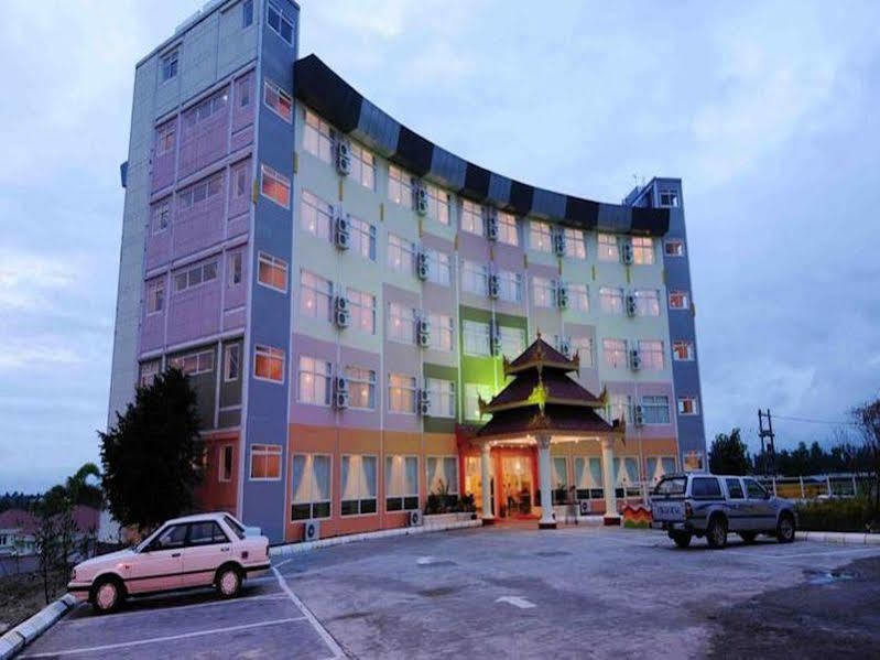 City Golf Resort Yangon Exterior photo